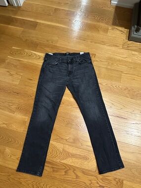 Hollister Men's Straight Jeans in Faded Black